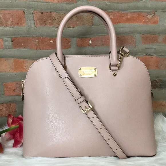 Michael Kors Handbags - 💥michael kors! Price is firm!!